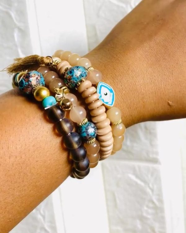BEAD BRACELET