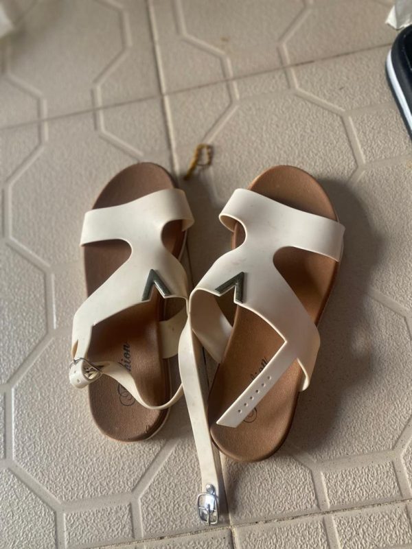 RUBBER SANDALS