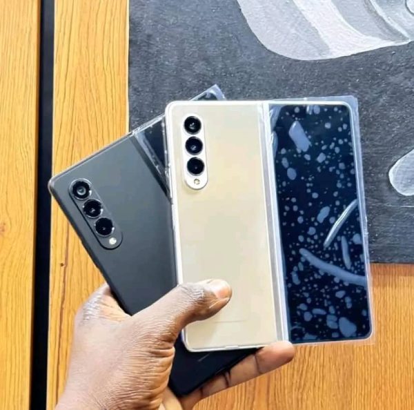 SAMSUNG GALAXY Z FOLD 4