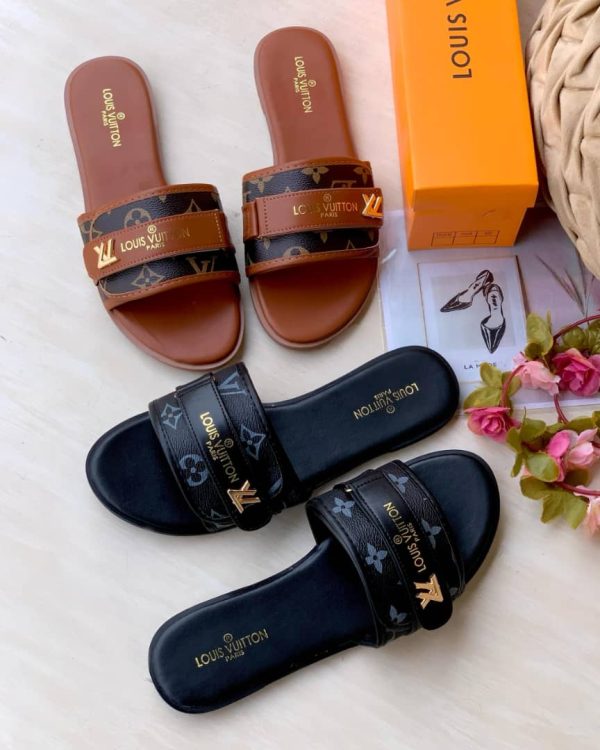 LOUIS VUITTON SLIPPERS