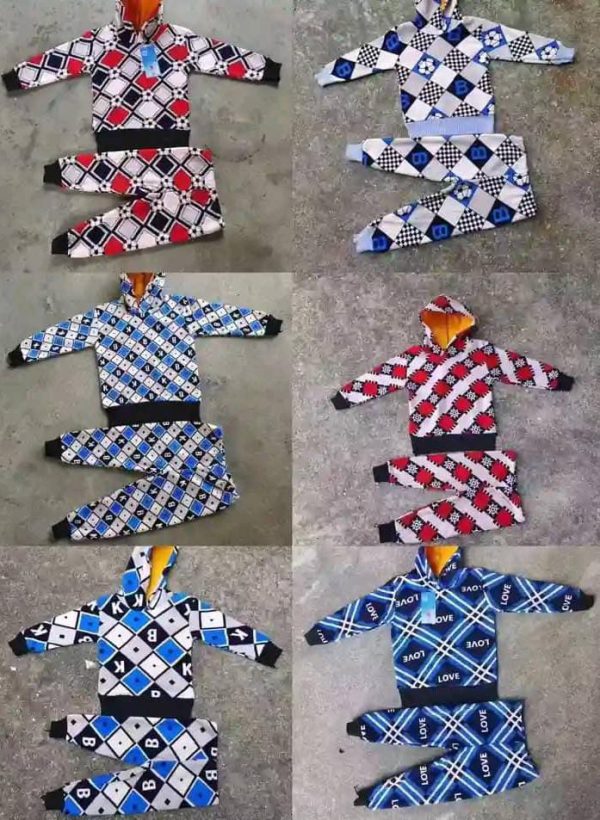 BABY'S CLOTH