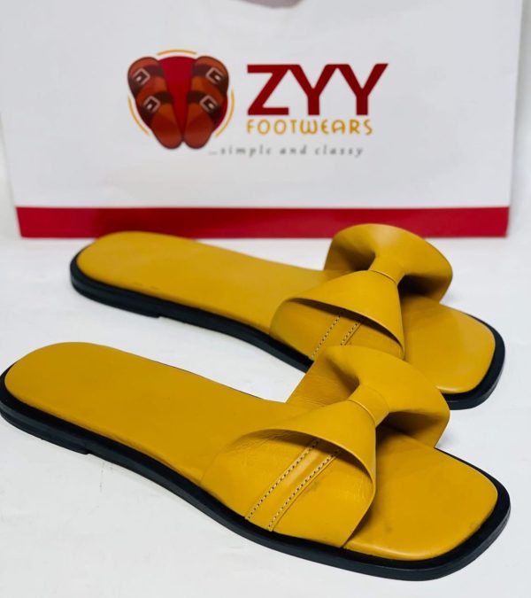 Simple and classy  bow tie ladies slippers