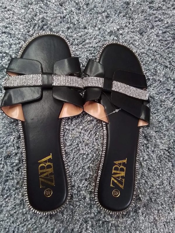 Ladies slippers