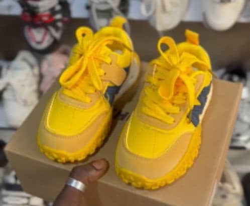 Yellow color canvas shoe